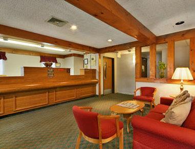 Отель Super 8 By Wyndham Oneonta/Cooperstown Экстерьер фото